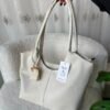 Vera Creamy Bag + Charm